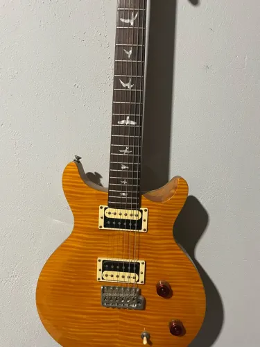 Guitarra Santana 