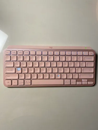 Teclado Retroiluminado Logitech MX Keys Rosa - Sem fio, Bluetooth