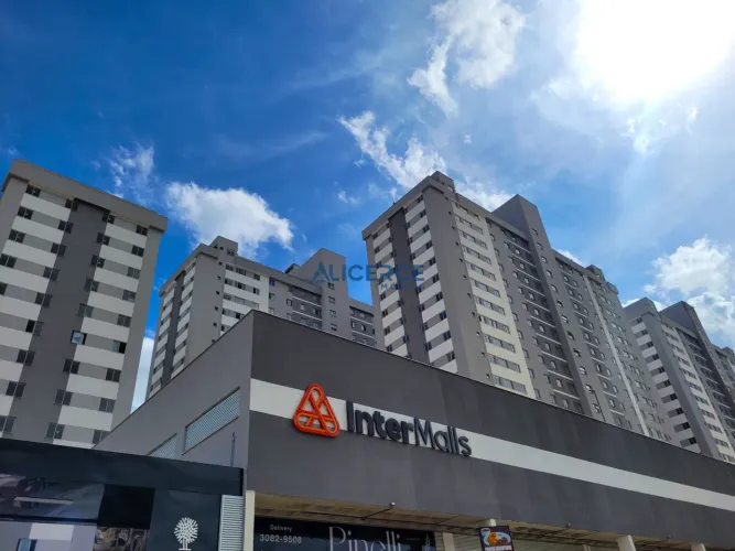 Apartamento à venda com 02 quartos em São Pedro.