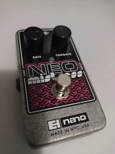 Pedal Neo Mistress Nano EHX - Flanger Electroharmonix 
