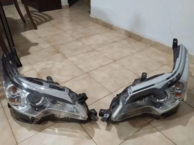 Faróis e lanternas Hilux/SW4 2020