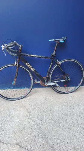 Bicicleta Caloi Speed Aro 700 + 2 pneus novos - para revisar