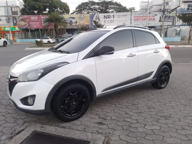 Hyundai HB20X Premium 1.6 Flex 16V Aut. 2015