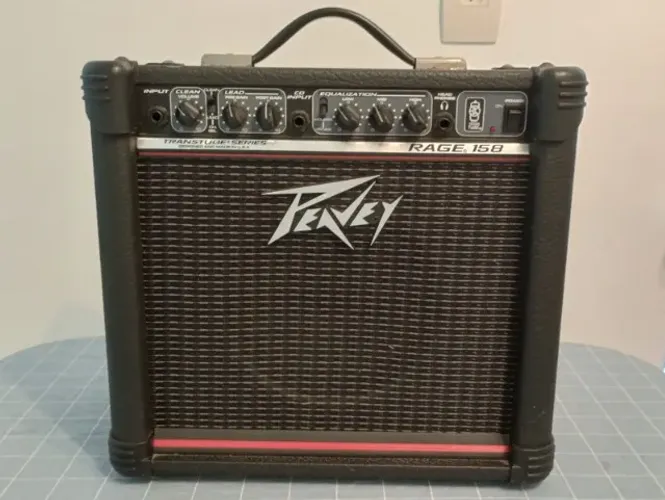 Amplificador Para Guitarra Peavey Rage 158