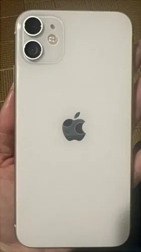 Celular IPhone 11 64 gb 