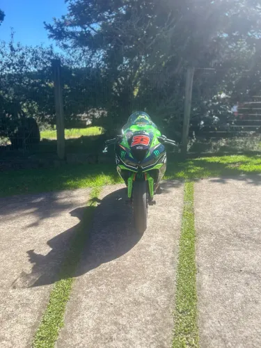 Moto Pista e Rua