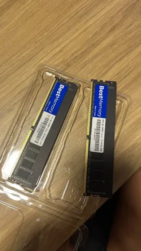 2x Memórias RAM 8GB DDR4 3200MHz (Total 16GB) - Excelente Estado