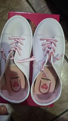 Tenis molequinha 32