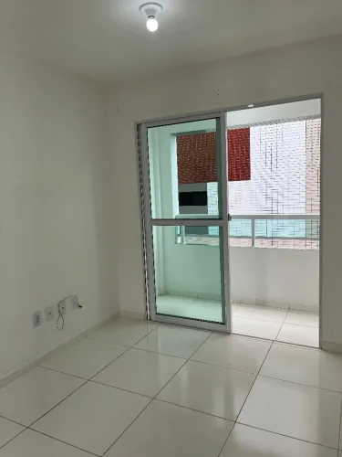Aluga-se apartamento no portal do sol| quadramares | água e condomínio inclusos 