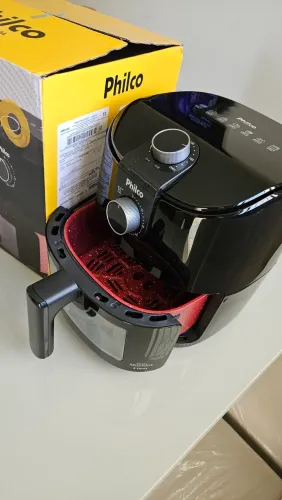 Air Fryer Philco PAF40A Philco 4L - Qualidade e Potência 1500W