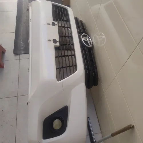 para-choque Hilux 2017