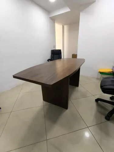 Mesa de reunião diretoria 2,00 x 0,80m