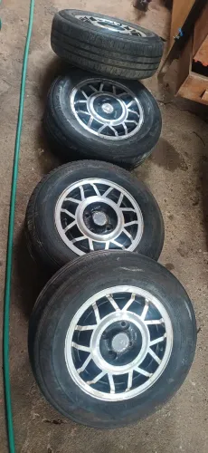 rodas de liga veículo