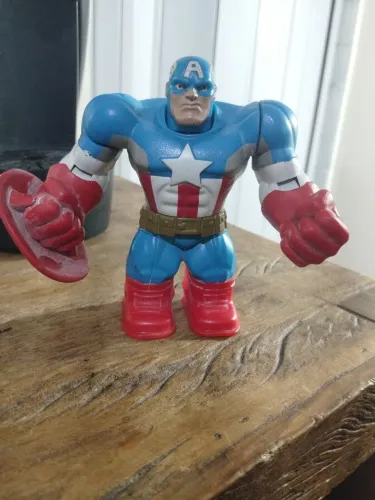 Boneco articulado original capitão América