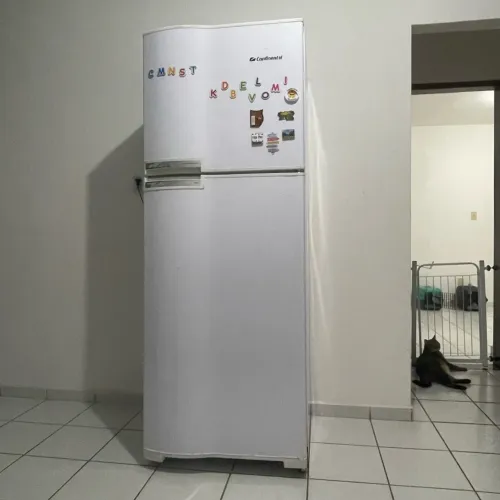 Geladeira continental 