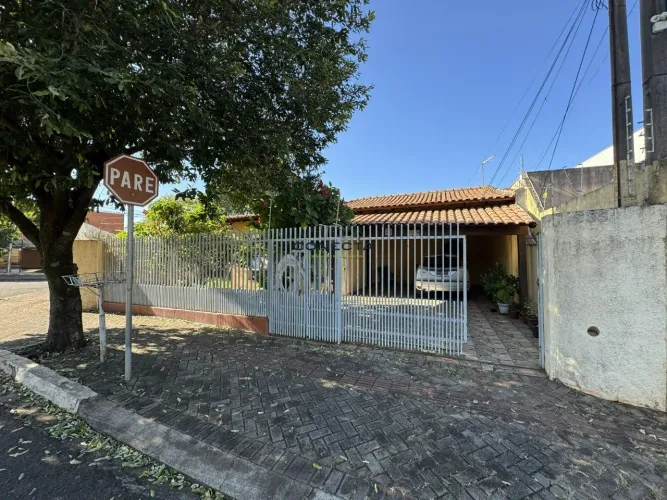 Casa | Franca | Londrina