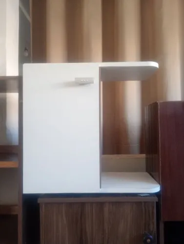 Mesinha de cabeceira