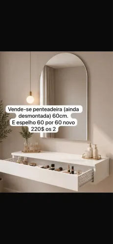 Penteadeira e espelho