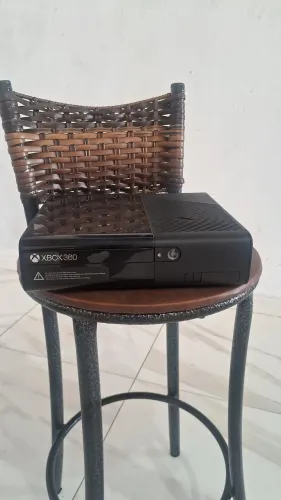 Xbox360 super slim (bloqueado)