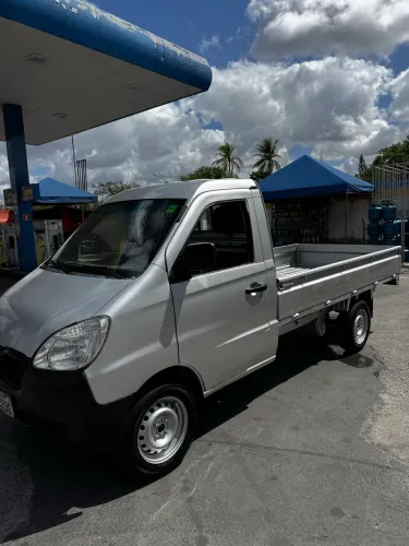 Carro utilitário bem conservado, documentação em dias só pegar e rodar 