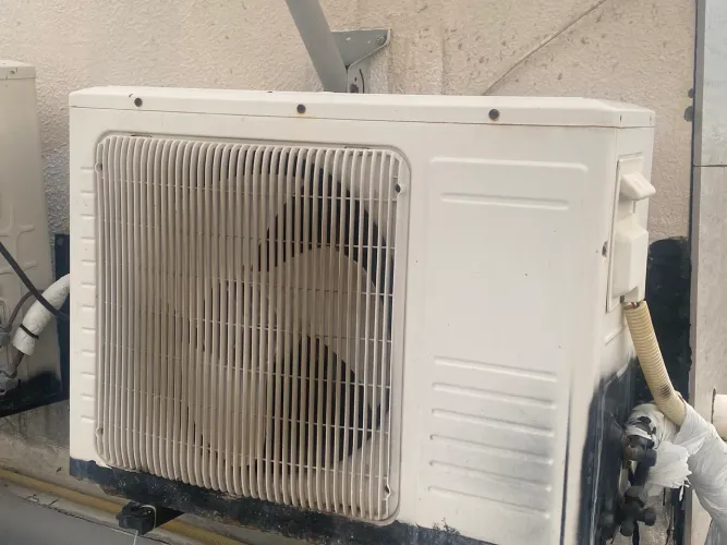 Condensadora p/ Ar Condicionado Split Philco 12.000 Btus c/ Defeito