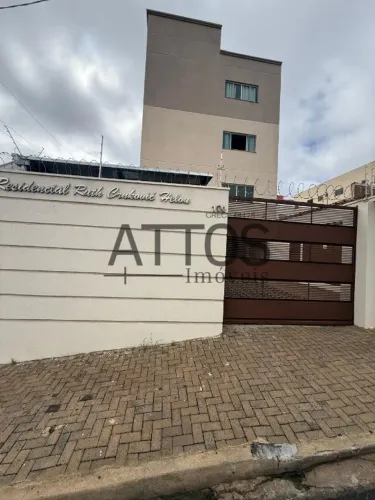 Locação de Apartamentos / Padrão na cidade de São Carlos