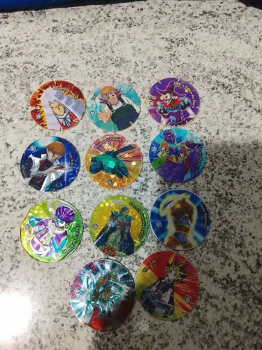 11 tazos yo gi oh