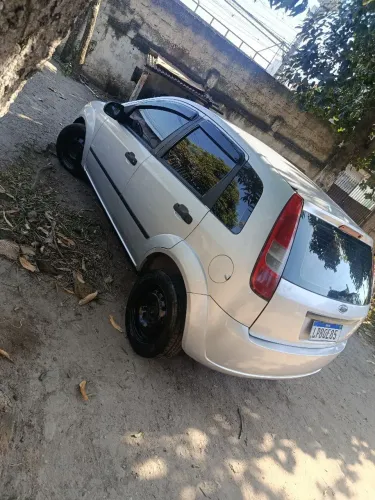 Ford Fiesta Street/ Action 1.0 8V 5P 2004