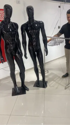 Manequim masculino