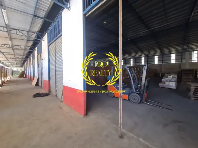 Galpão 3.600m²/ Tarumã/ pátio e docas/ habite-se e avcb