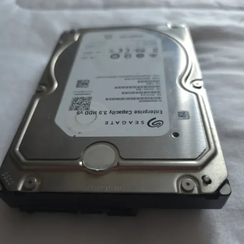 HD Seagate Exos 7E8 2TB SATA 7200RPM 128MB buffer