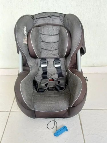Cadeira de auto 