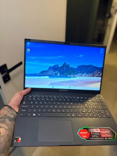 Notebook Compaq 4GB RAM 128 HD