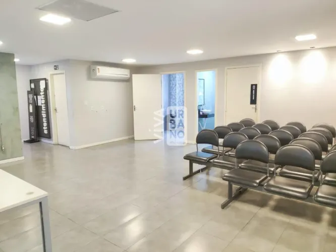 Sala Comercial na Vila Santa Cecília - SA00243