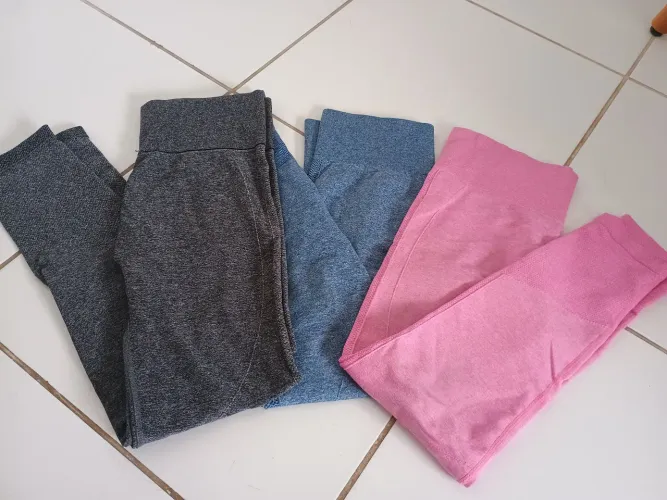 3 legging empina bumbum tam M 