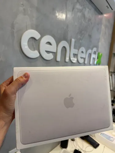 MacBook neo 13 polegadas 512ssd Silver com biometria - novo e lacrado 