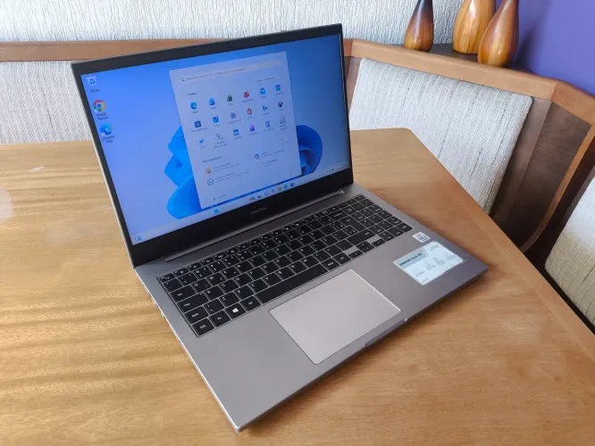 Notebook Samsung book x30, core i5 - 10th, SSD de 256 gb, 8 de RAM, windows 11