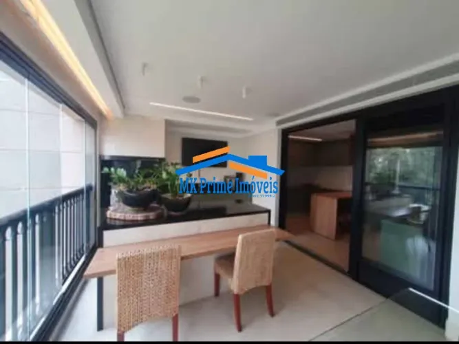 Apartamento 360m² com 3 Suítes no Condomínio Oiapoque.