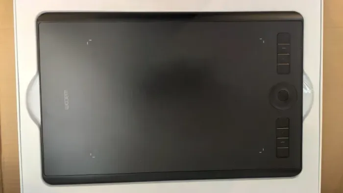 Wacom Intuos Pro Medium PTH-660