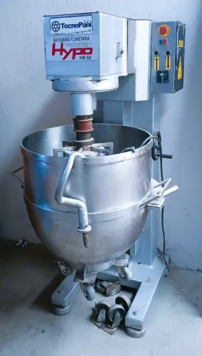 BATEDEIRA PLANETARIA INDUSTRIAL 220V