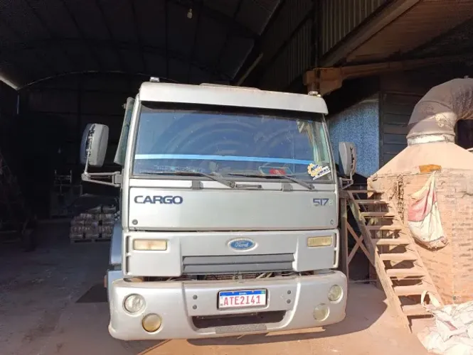 FORD/CARGO 1517 E