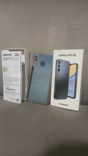 Celular com defeito para possível retirada de peças