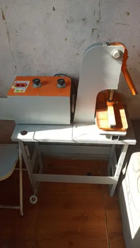 Máquina de corte fabricação de chinelo kit completo