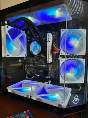 PC Gamer Ryzen 5 5600G + 16GB 3200MHz + NVMe 500GB