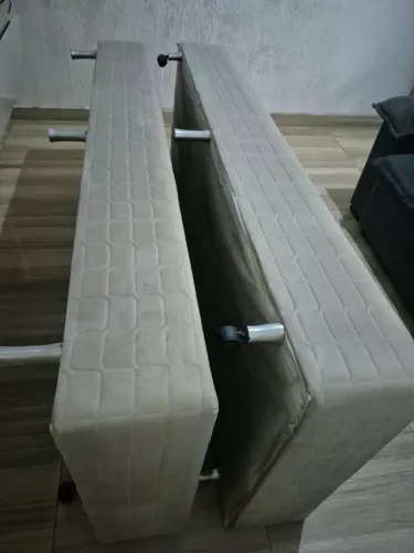Box cama Queen bipartido 1,58L, 1,98 comp, pouco tempo de uso.Não entrego!