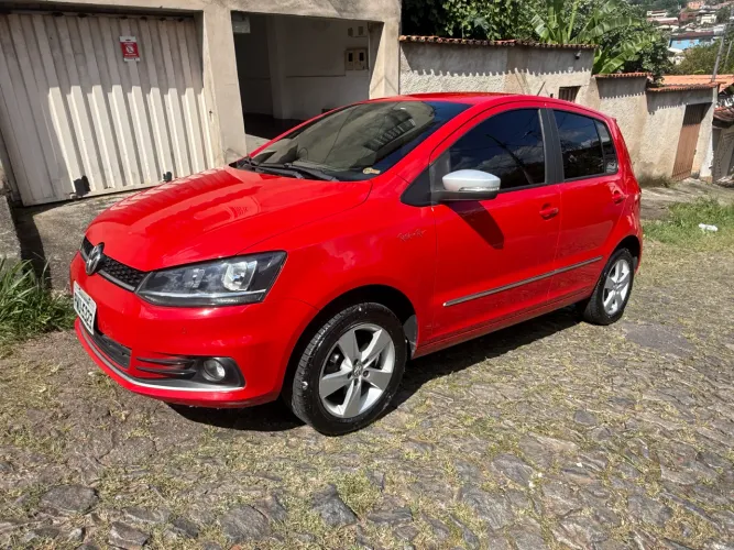 Volkswagen Fox Rock IN RIO 1.6 MI Total Flex 8V 5P 2016