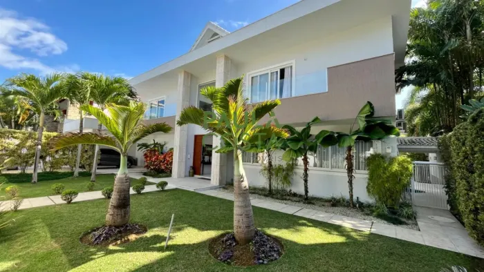 Barra da Tijuca | Casa de Condomínio 5 quartos, sendo 5 suites