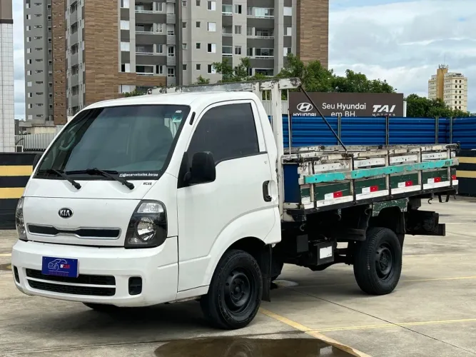 Kia Motors Bongo K-2500 2.5 4X2 TB Diesel 2015