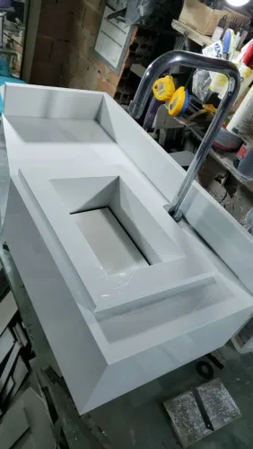 Pias esculpidas em porcelanato