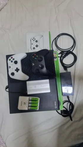 Vendo Xbox one fat - 500gb